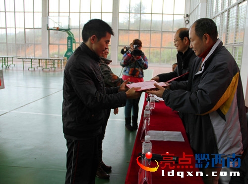 DнI(lng)(do)@(jing)(g)C(jing).JPG