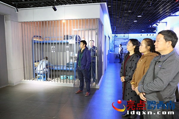 D4“Īֱر׽”̎ɲ^ģMO(jin)zܵď(qing)ҵ..JPG