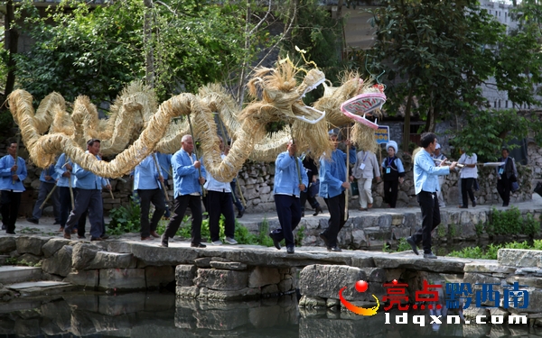 貞豐布依三月三祭山儀式 郭澤玉攝 (8).JPG